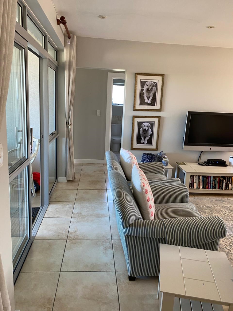 To Let 3 Bedroom Property for Rent in Thulana Hill Western Cape